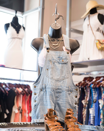 Consignment Shop «Uptown Cheapskate», reviews and photos, 2787 Preston Rd, Frisco, TX 75034, USA