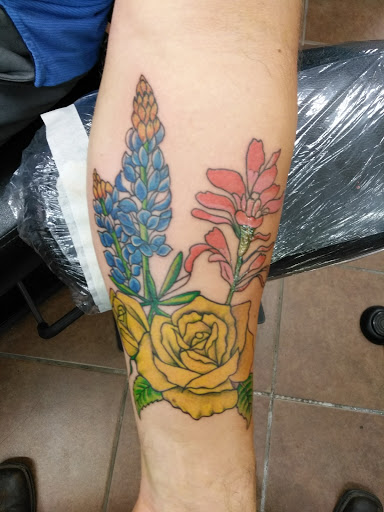 Tattoo Shop «Inkredible Tattoo», reviews and photos, 2301 Padre Blvd, South Padre Island, TX 78597, USA