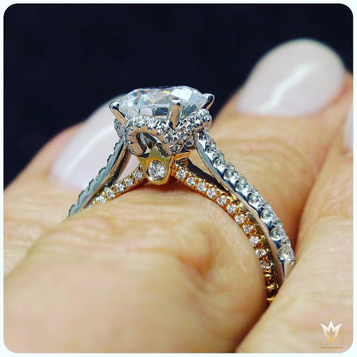 Jewelry Store «SVS Fine Jewelry», reviews and photos, 3323 Long Beach Rd, Oceanside, NY 11572, USA