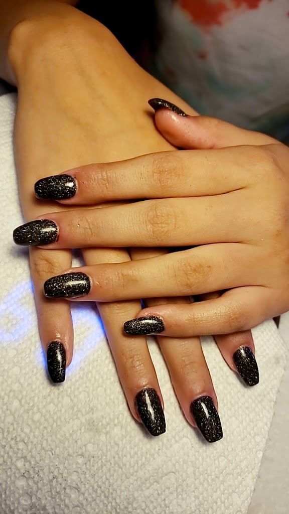 Jeni's Nails 92591