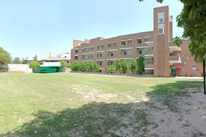 Beaconhouse Main Campus Canal Road Faisalabad image