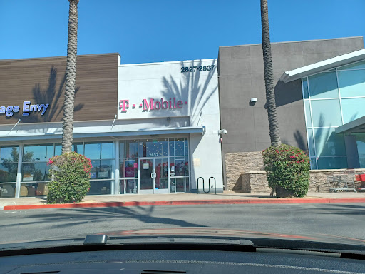 Shopping Mall «The District», reviews and photos, 2437 Park Ave, Tustin, CA 92782, USA