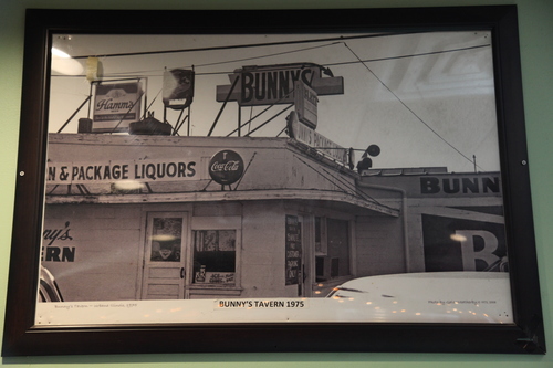 Bunny's Tavern 61801