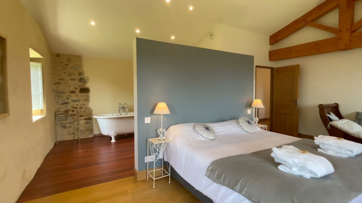 Vidéos Hébergement de groupe Gite de Caville 09200 Montesquieu-Avantès