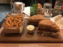 Frite du Restaurant de hamburgers L'Artisan du Burger - Gaite à Paris - n°6