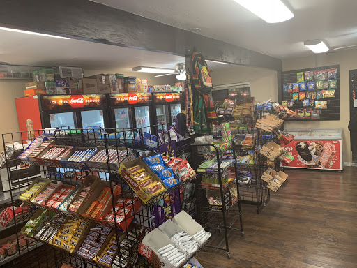 Tobacco Shop «Gravitate Smoke Shop», reviews and photos, 7345 E Shoeman Ln, Scottsdale, AZ 85251, USA