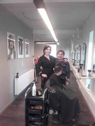 Salon Bomhuset v / Birgit Lindstrøm in Vissenbjerg, Assens