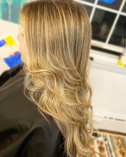 Beauty Salon «Jackees Hair Salon», reviews and photos, 45 E Main St, Smithtown, NY 11787, USA