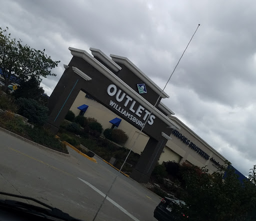 Outlet Mall «Tanger Outlet Williamsburg», reviews and photos, 150 Tanger Dr, Williamsburg, IA 52361, USA