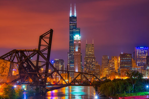 Skyline Viewpoint, Chicago, IL 60616