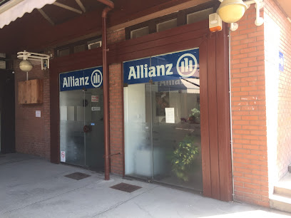 Allianz Biztosító Kálvin tér 6-8.