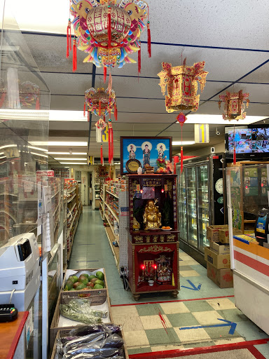 Asian Grocery Store «Far East & Asian Groceries», reviews and photos, 924 N Townsend St, Syracuse, NY 13208, USA