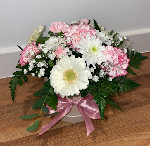 Belle & Blossom Florist - Coventry - Coventry