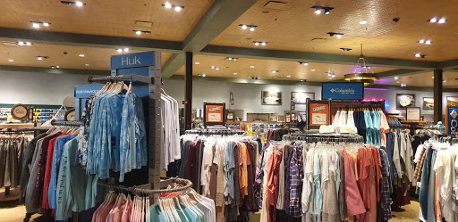 Sporting Goods Store «Bass Pro Shops», reviews and photos, 10000 Bass Pro Blvd, Rossford, OH 43460, USA
