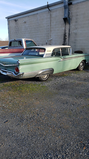 Auto Repair Shop «Purcellville Tire & Auto Service», reviews and photos, 901 E Main St, Purcellville, VA 20132, USA