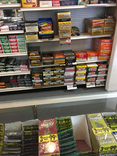 Tobacco Shop «Delaware Tobacco Outlet», reviews and photos, 1511 N Dupont Hwy, New Castle, DE 19720, USA