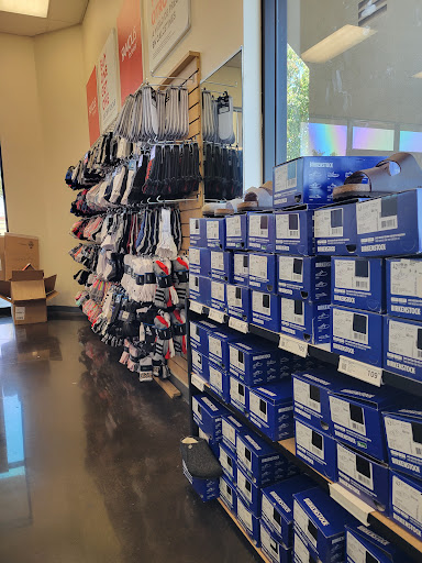 Shoe Store «Famous Footwear», reviews and photos, 2810 W Monte Vista Ave, Turlock, CA 95380, USA