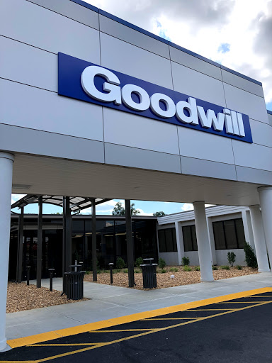 Outlet Store «Goodwill Central Virginia Outlet», reviews and photos, 6301 Midlothian Turnpike, Richmond, VA 23225, USA
