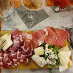 Photo n°2 de l'avis de halon. fait le 15/08/2021 à 18:51 sur le  Retrovino market bar à Dorgali