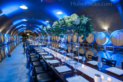 Oak Mountain Winery image