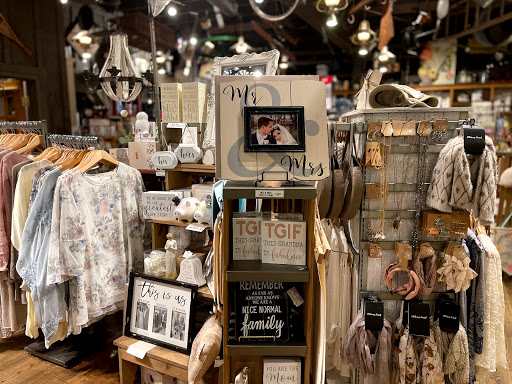 American Restaurant «Cracker Barrel Old Country Store», reviews and photos, 238 Enterprise Dr, Rocky Mount, NC 27804, USA