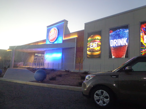 Shopping Mall «Connecticut Post Mall», reviews and photos, 1201 Boston Post Rd, Milford, CT 06460, USA