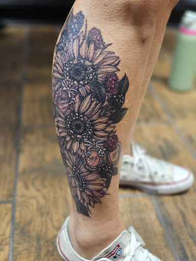 Explore honeycomb tattoo ideas, creative tattoo ideas in Hinesville, available at Dark Horse Art Studios