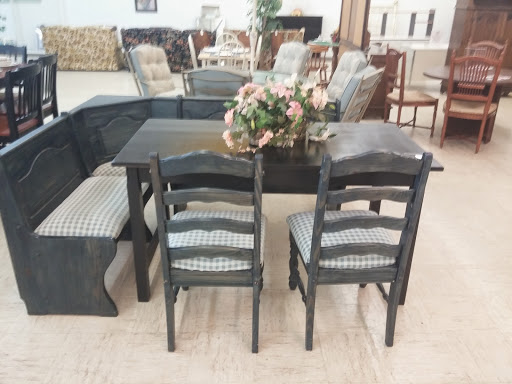 Thrift Store «Salvation Army Thrift Store», reviews and photos, 2506 S Roan St, Johnson City, TN 37601, USA