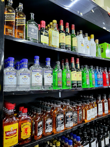 Liquor Store «A A Liquor & Tobacco», reviews and photos, 1412 Gloria Terrell Dr, Highland Heights, KY 41076, USA