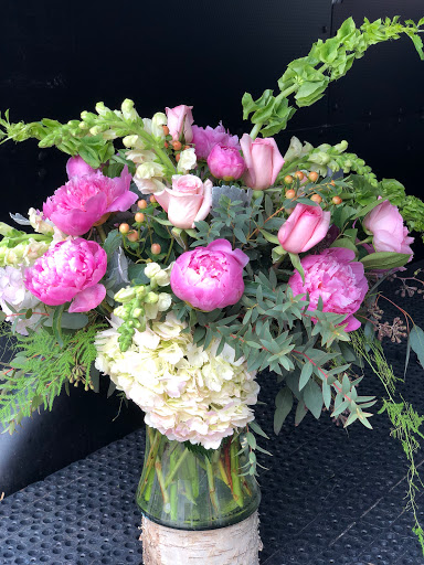 Florist «Kikilis Florist», reviews and photos, 417 S Pinellas Ave, Tarpon Springs, FL 34689, USA