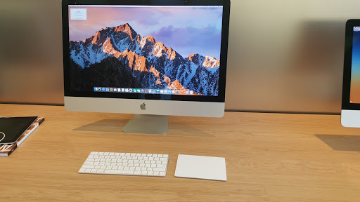 Computer Store «Apple Uptown», reviews and photos, 3018 Hennepin Ave, Minneapolis, MN 55408, USA