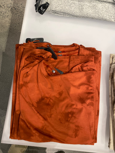 Sportswear Store «lululemon», reviews and photos, 750 Spectrum Center Dr, Irvine, CA 92618, USA