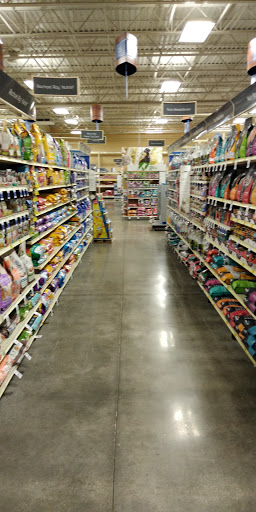 Pet Supply Store «PetSmart», reviews and photos, 10500 Ulmerton Rd, Largo, FL 33771, USA