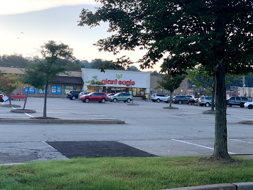 Grocery Store «Giant Eagle», reviews and photos, 1705 S Braddock Ave, Pittsburgh, PA 15218, USA