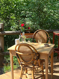 Atmosphère du Restaurant Le Bar'oudeur à Saint-Cirgues-de-Jordanne - n°3