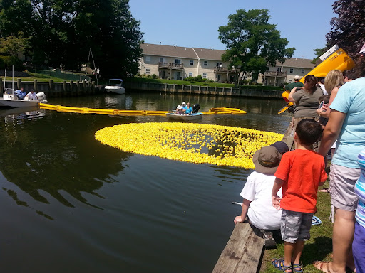 Park «John J Burns Park», reviews and photos, 4990 Merrick Rd, Massapequa Park, NY 11762, USA