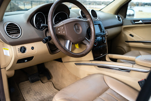 Car Dealer «Car Connection Inc», reviews and photos, 4939 W Colfax Ave, Denver, CO 80204, USA