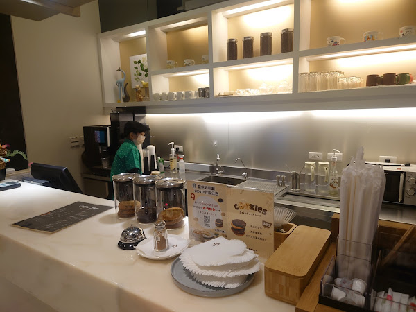 星巴克咖啡服務-台南富信大飯店