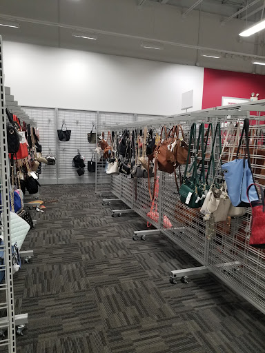Clothing Store «Burlington Coat Factory», reviews and photos, 1300 N Larkin Ave, Joliet, IL 60435, USA