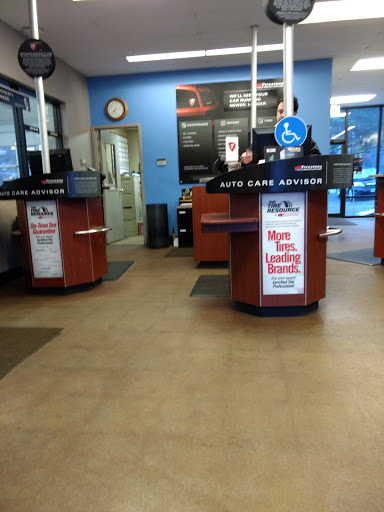 Tire Shop «Firestone Complete Auto Care», reviews and photos, 475 Amherst St, Nashua, NH 03063, USA