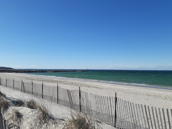 Meschutt Beach