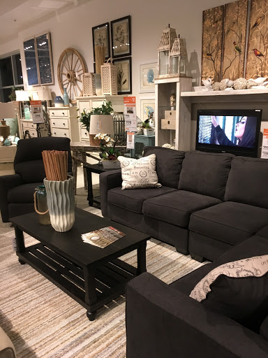 Furniture Store «Ashley HomeStore», reviews and photos, 6560 20th St, Vero Beach, FL 32966, USA