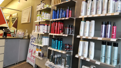 Hair Salon «Great Clips», reviews and photos, 1521 Walmart Dr #601, Lebanon, OH 45036, USA
