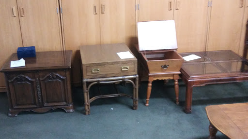 Used Furniture Store «Re-Source york Indoor Yardsale», reviews and photos, 405 Carlisle Ave, York, PA 17404, USA