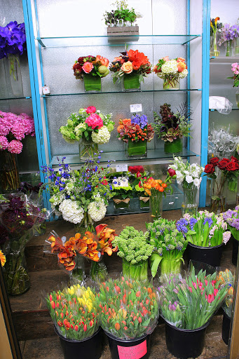 Florist «LARCHMONT VILLAGE FLORIST», reviews and photos, 420 N Larchmont Blvd, Los Angeles, CA 90004, USA