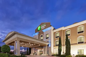 Holiday Inn Express & Suites Victoria, an IHG Hotel image