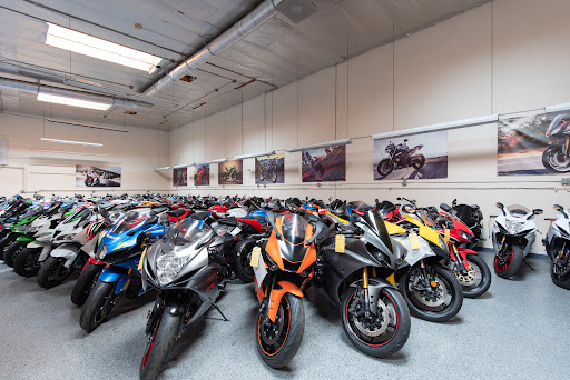 AK Motors image