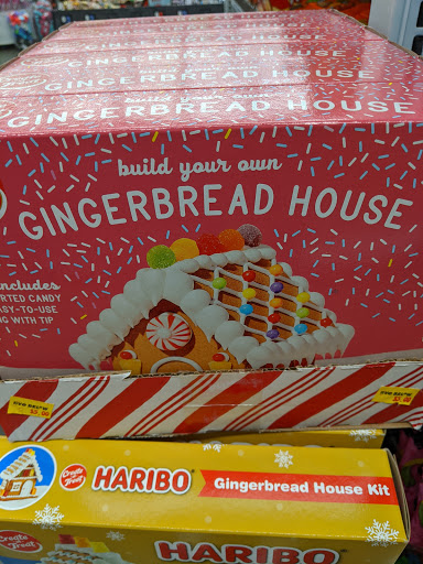 Home Goods Store «HomeGoods», reviews and photos, 7937 113th St, Seminole, FL 33772, USA