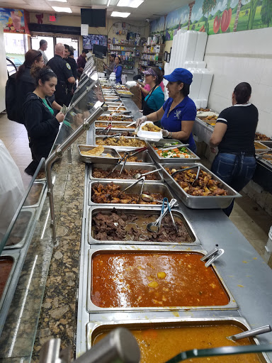 Lodging «Mi Bandera Supermarket», reviews and photos, 2935 W Oak Ridge Rd, Orlando, FL 32809, USA