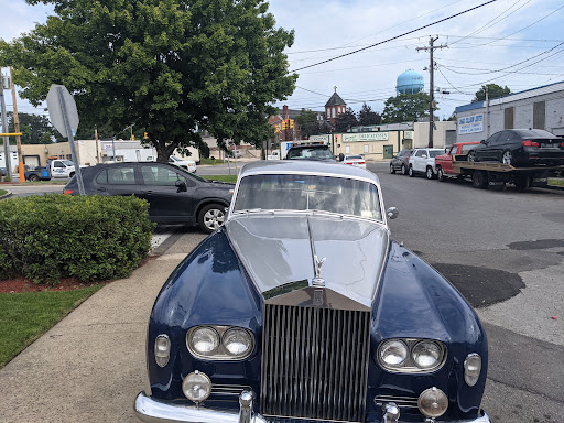 Auto Body Shop «Maaco Collision Repair & Auto Painting», reviews and photos, 63 Polk Ave, Hempstead, NY 11550, USA